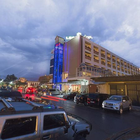 Léon Hôtel Kinshasa Exterior foto